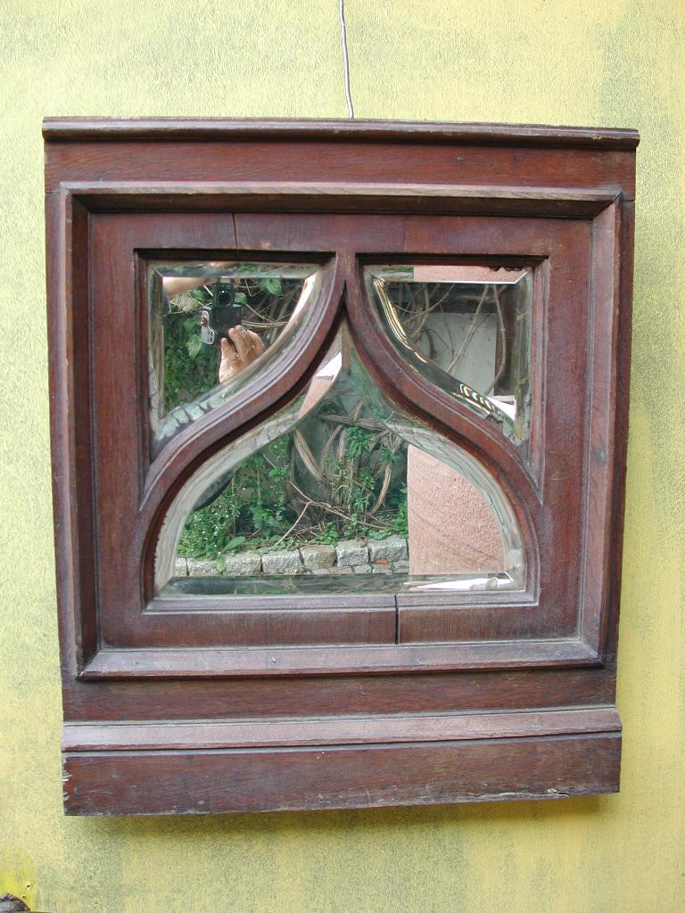 Antiker Spiegel mit Facettenschliff-Spiegelglas, Eichenholz