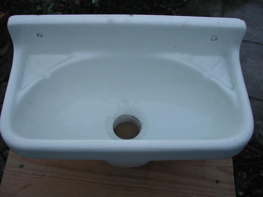 Kleines Handwaschbecken, sehr schöne Patina, Porzellan