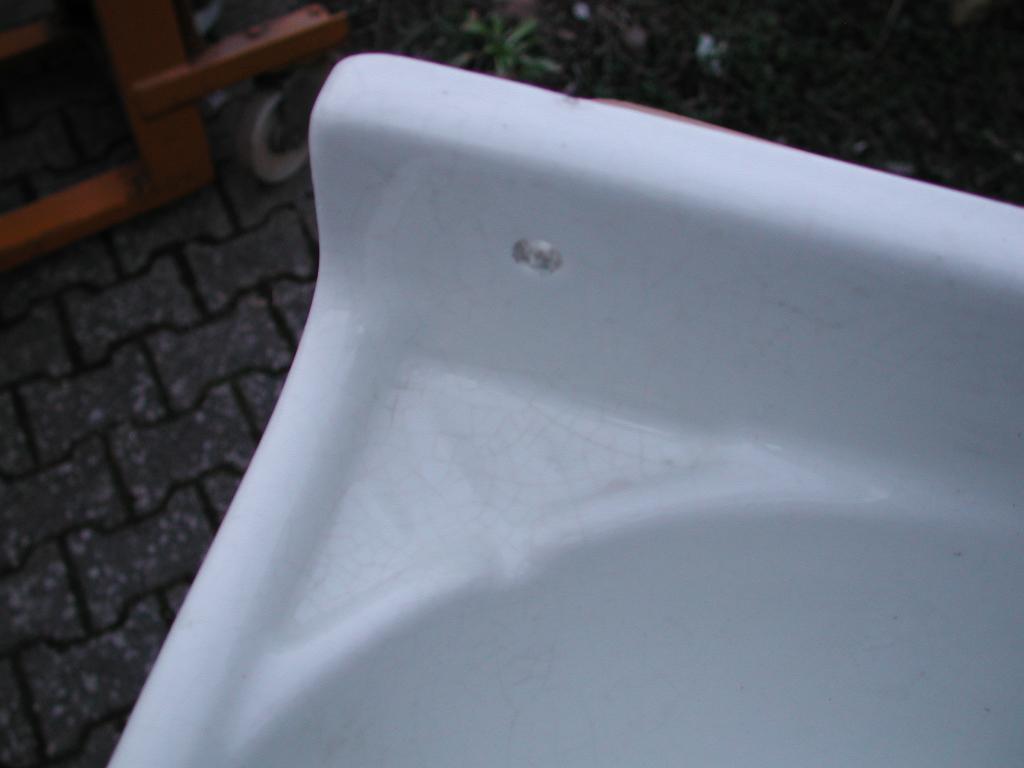 Kleines Handwaschbecken, sehr schöne Patina, Porzellan